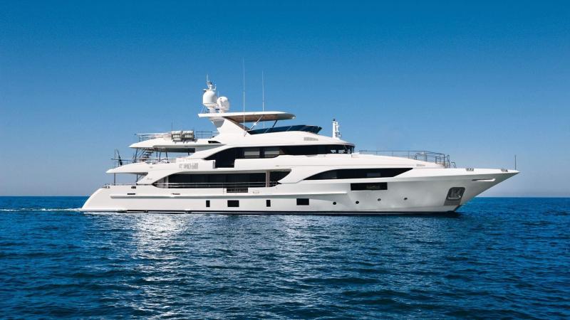 Name:  displacement-hull-super-yacht-tri-deck-semi-custom-20404-4785773.jpg
Views: 235
Size:  53.1 KB