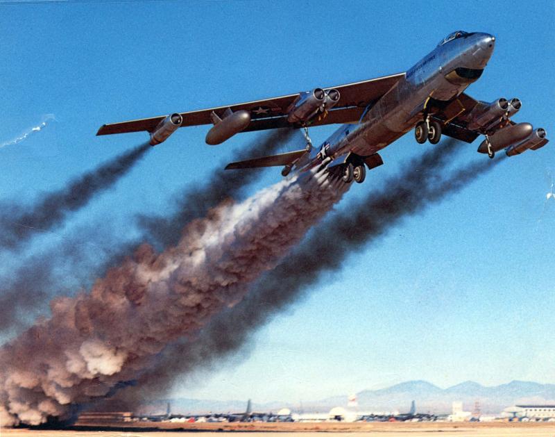 Name:  Boeing_B-47B_rocket-assisted_take_off_on_April_15,_1954_061024-F-1234S-011.jpg
Views: 91
Size:  68.1 KB